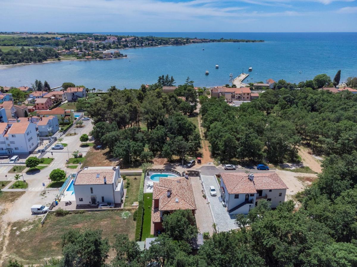 Holiday Home Villa Amaii By Interhome Karigador Exteriér fotografie